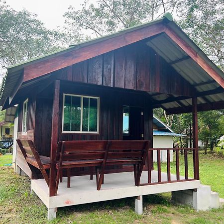 Hotel Rasta House,,Koh Phayam Extérieur photo