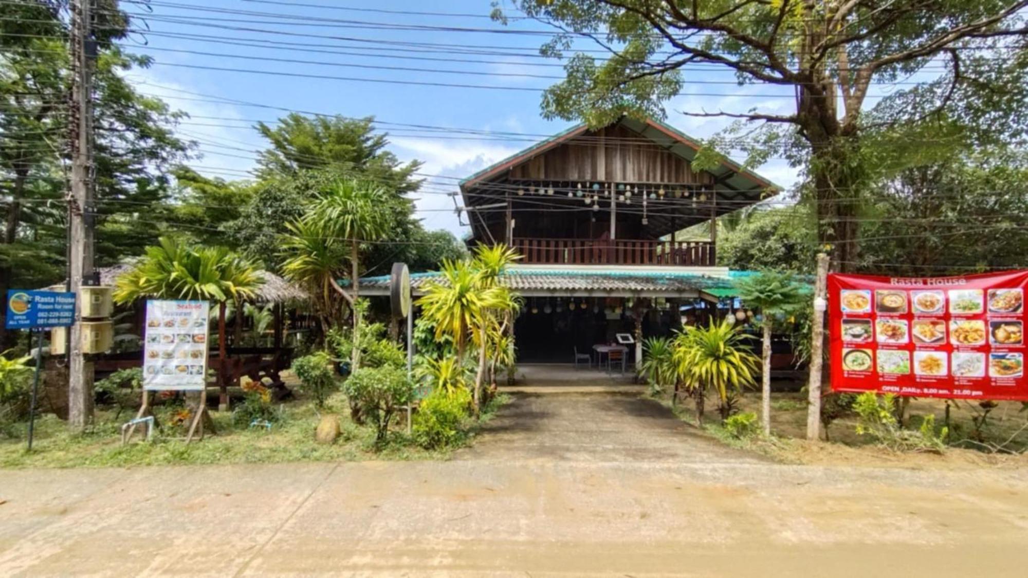 Hotel Rasta House,,Koh Phayam Extérieur photo