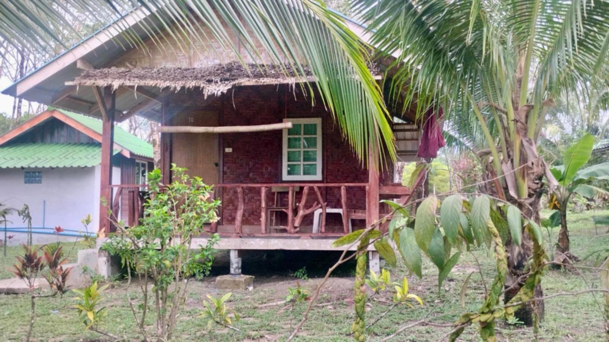 Hotel Rasta House,,Koh Phayam Extérieur photo