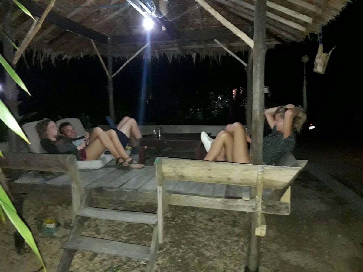 Hotel Rasta House,,Koh Phayam Extérieur photo