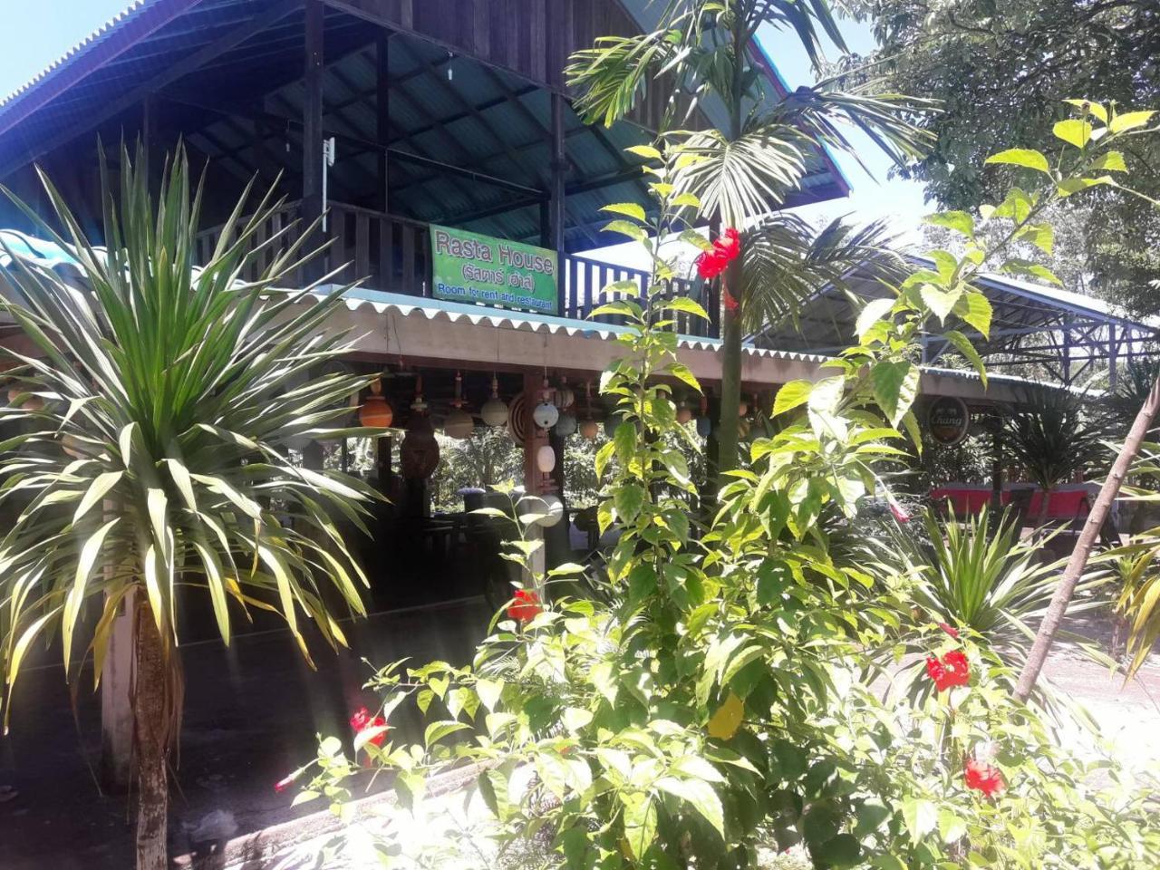 Hotel Rasta House,,Koh Phayam Extérieur photo