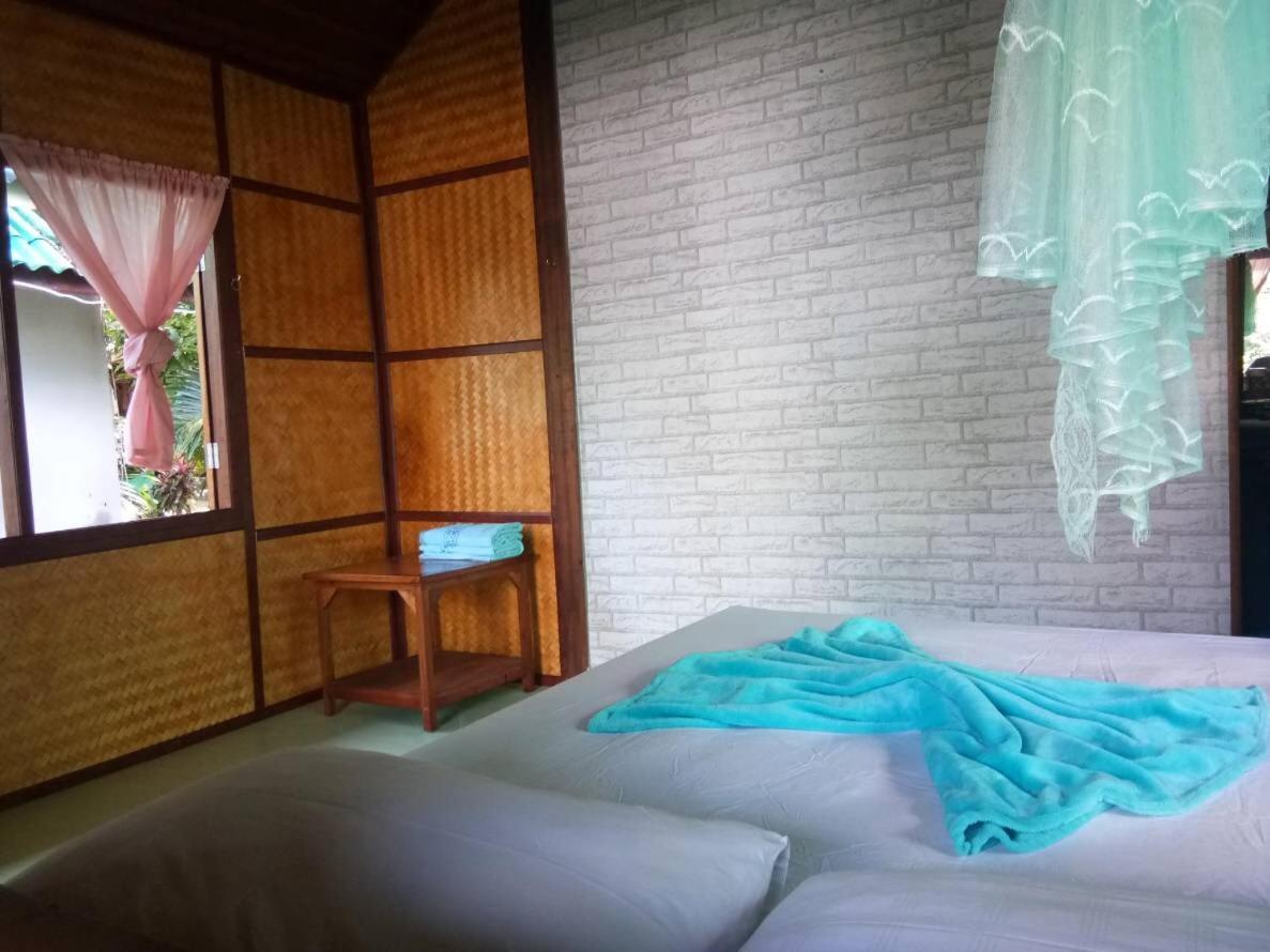 Hotel Rasta House,,Koh Phayam Extérieur photo
